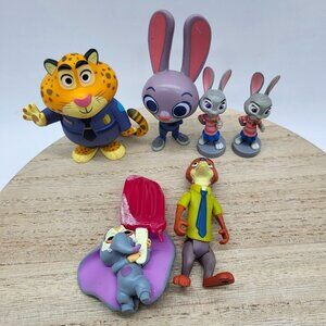 Disney ZOOTOPIA 2-3" Figures LOT Clawhauser Cheetah Nick Fox Judy Bunny Police
